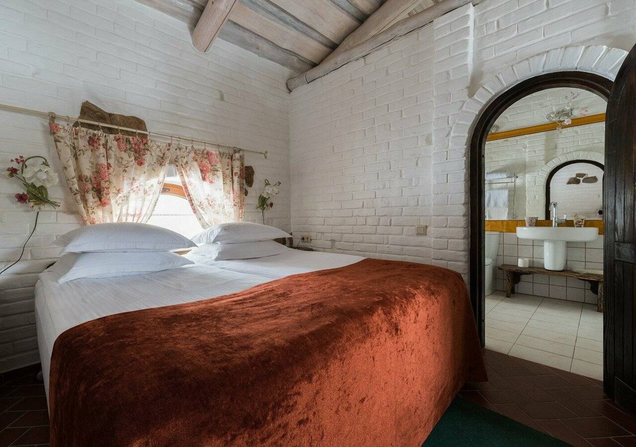 Фотографии номера Альпийский дом. Шале (двухуровневый номер) в Парк-Отеле Усадьба Мещёрская Гусь-Хрустальный