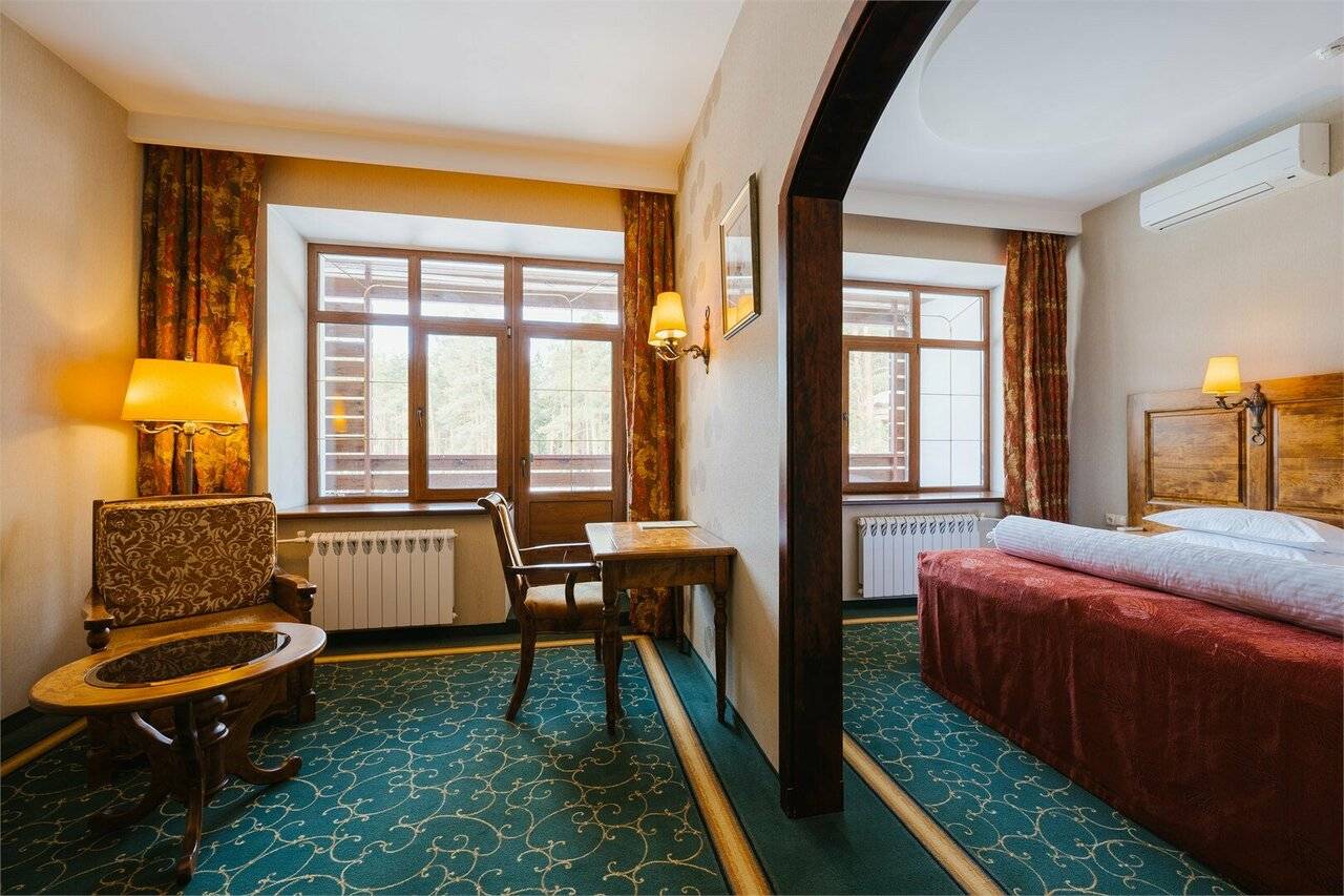 Фотографии номера Полулюкс в Парк-Отеле Усадьба Мещёрская Гусь-Хрустальный