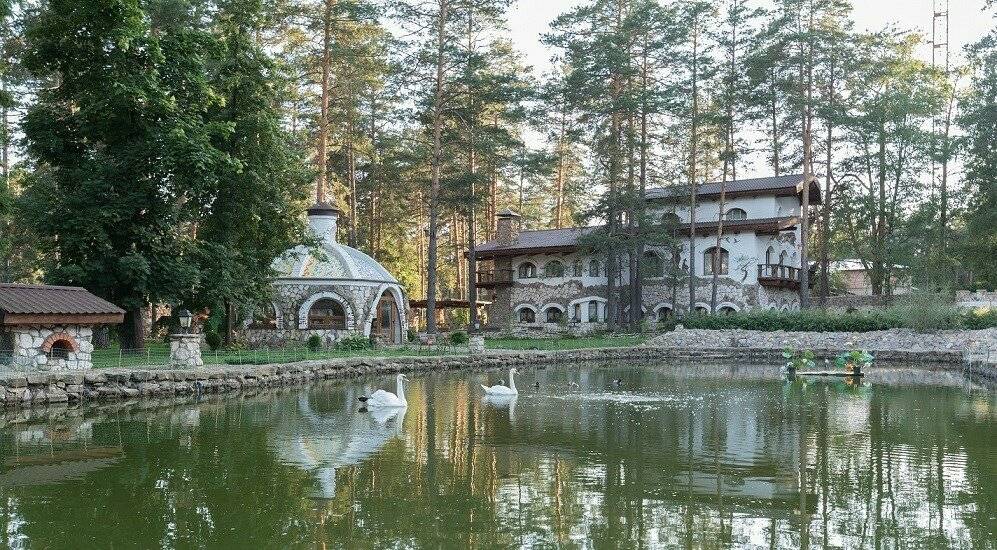 Фотографии номера Альпийский дом. Шале (двухуровневый номер) в Парк-Отеле Усадьба Мещёрская Гусь-Хрустальный