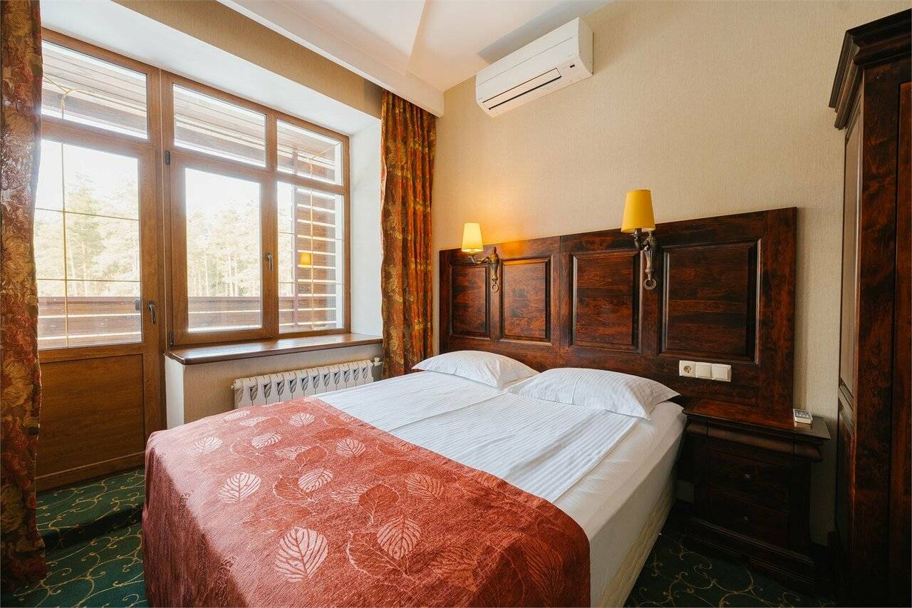 Фотографии номера Одноместный стандарт в Парк-Отеле Усадьба Мещёрская Гусь-Хрустальный