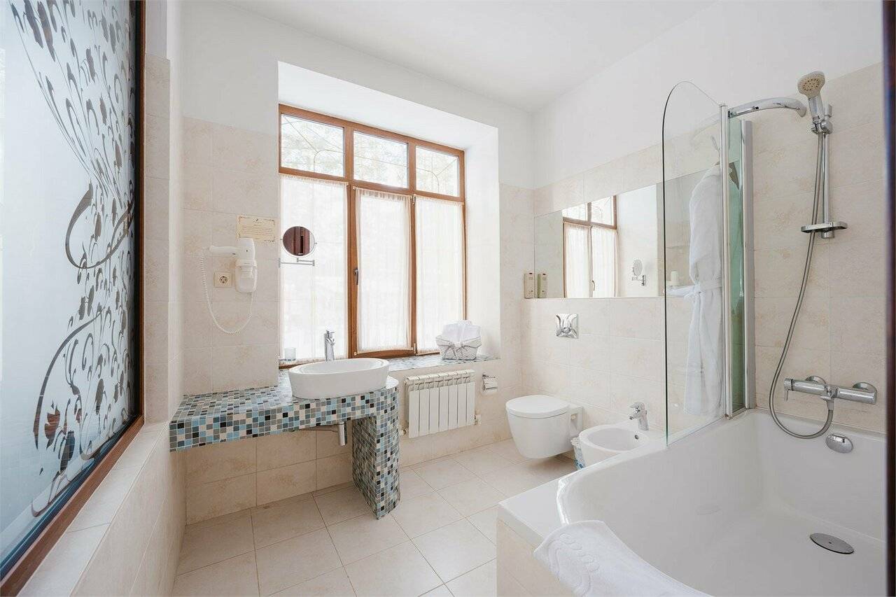 Фотографии номера Панорамный сьют в Парк-Отеле Усадьба Мещёрская Гусь-Хрустальный